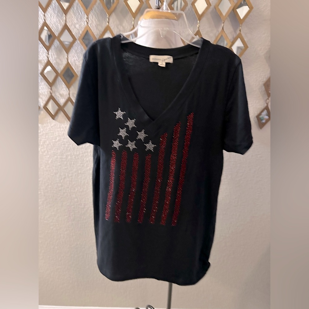 Zenana Signature Black Tee with Star and Stripe Design 🇺🇸🇺🇸